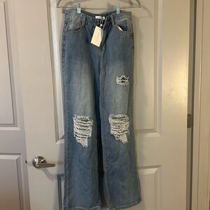 NIC&JO mom jeans with holes